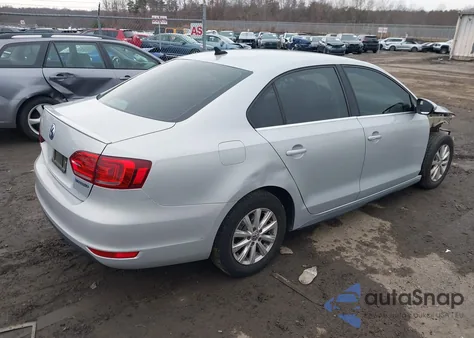 2013 Volkswagen Jetta Hybrid Se z USA, uszkodzony, nr VIN 3VW637AJXDM253733